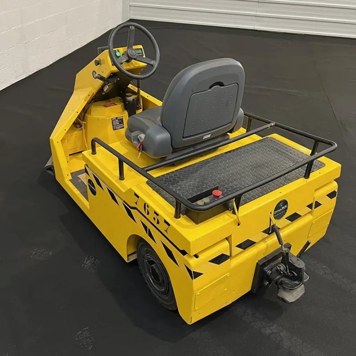 Tracteur électrique Charlatte TE206 à vendre chez DYNALOC