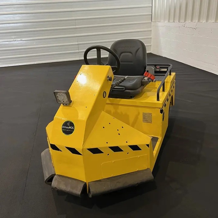 Tracteur électrique Charlatte TE206 à vendre chez DYNALOC